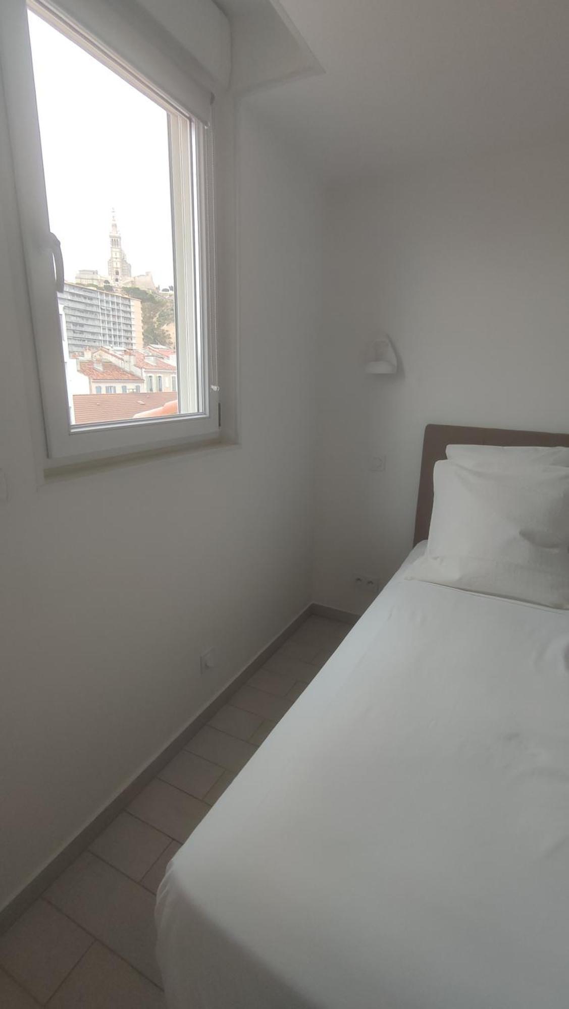 Appartement T2 Vue sur la Basilique de Notre Dame de la Garde à Marseille Extérieur photo