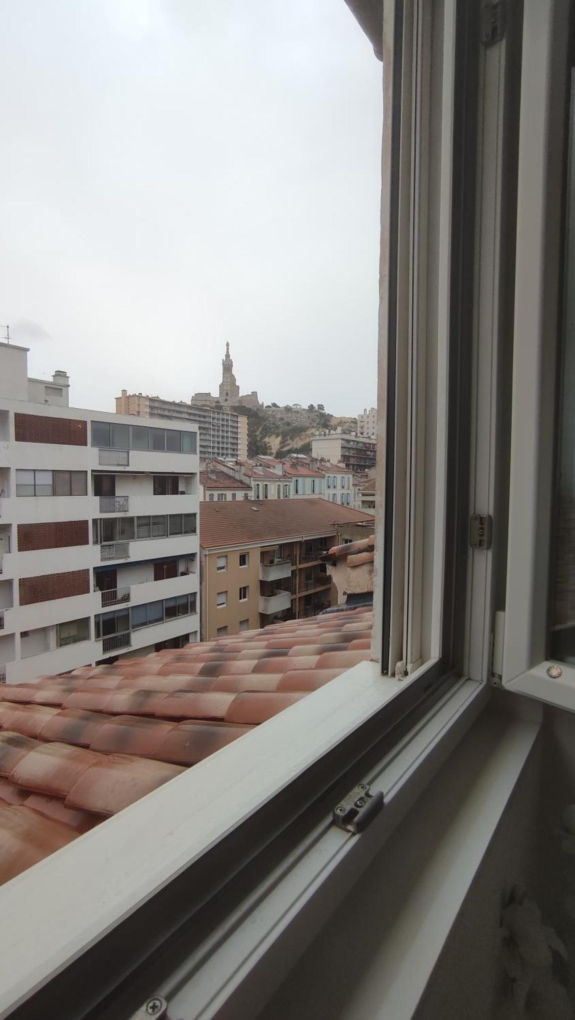 Appartement T2 Vue sur la Basilique de Notre Dame de la Garde à Marseille Extérieur photo