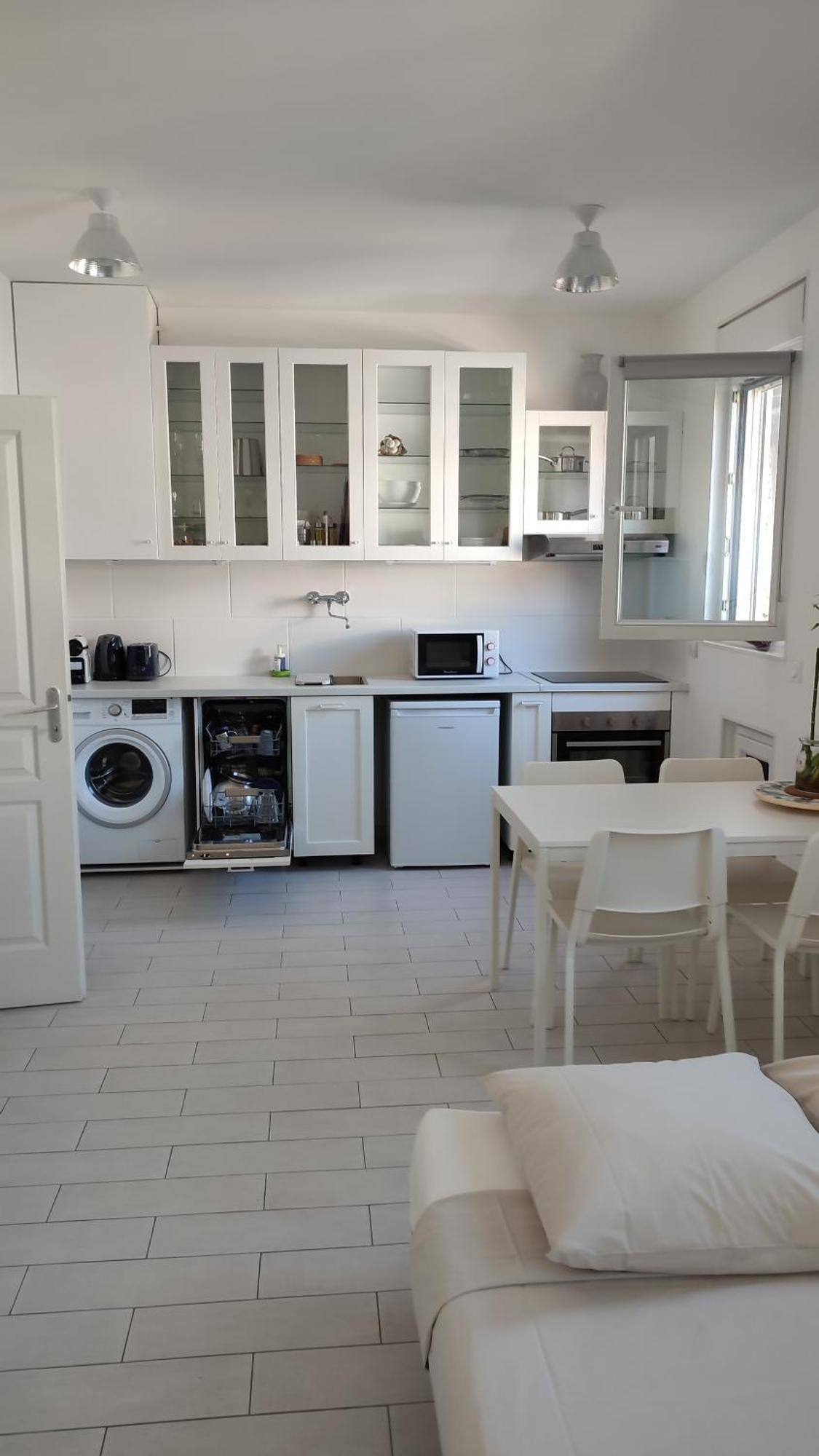 Appartement T2 Vue sur la Basilique de Notre Dame de la Garde à Marseille Extérieur photo